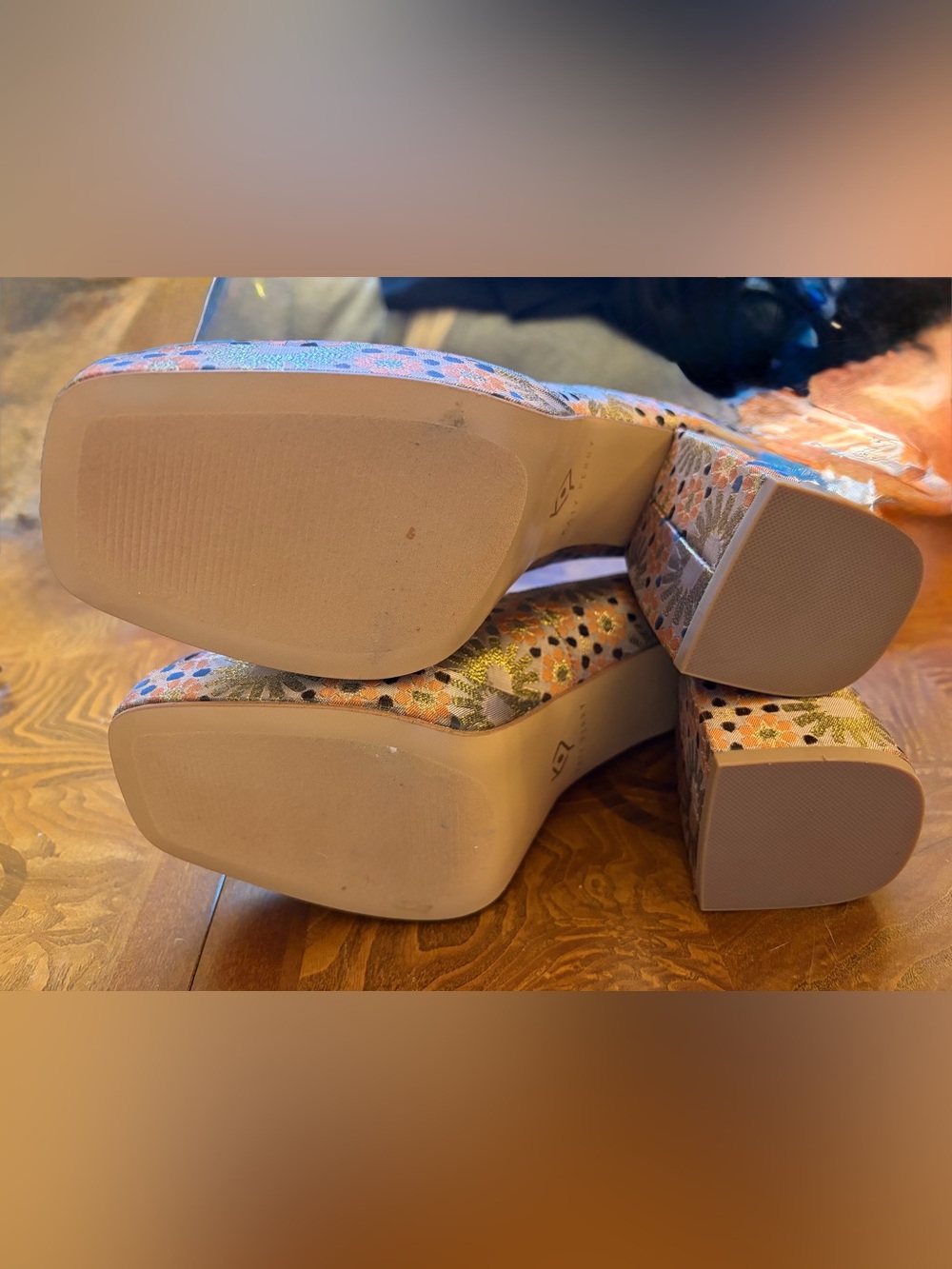 Katy Perry Collections Pink Gold Floral Platform Block Heels - Picture 13 of 14